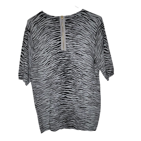 Premise Zebra Animal Print Black Gray Short Sleeve Sweater Top Size Large - Picture 6 of 7